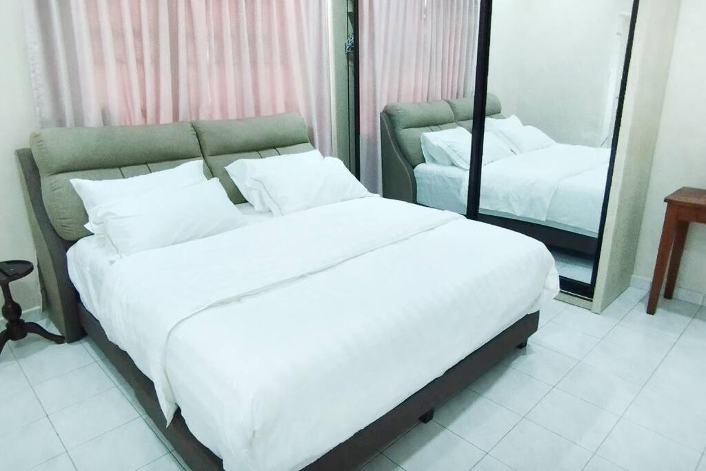 Rawang Conner Lot Homestay Kültér fotó